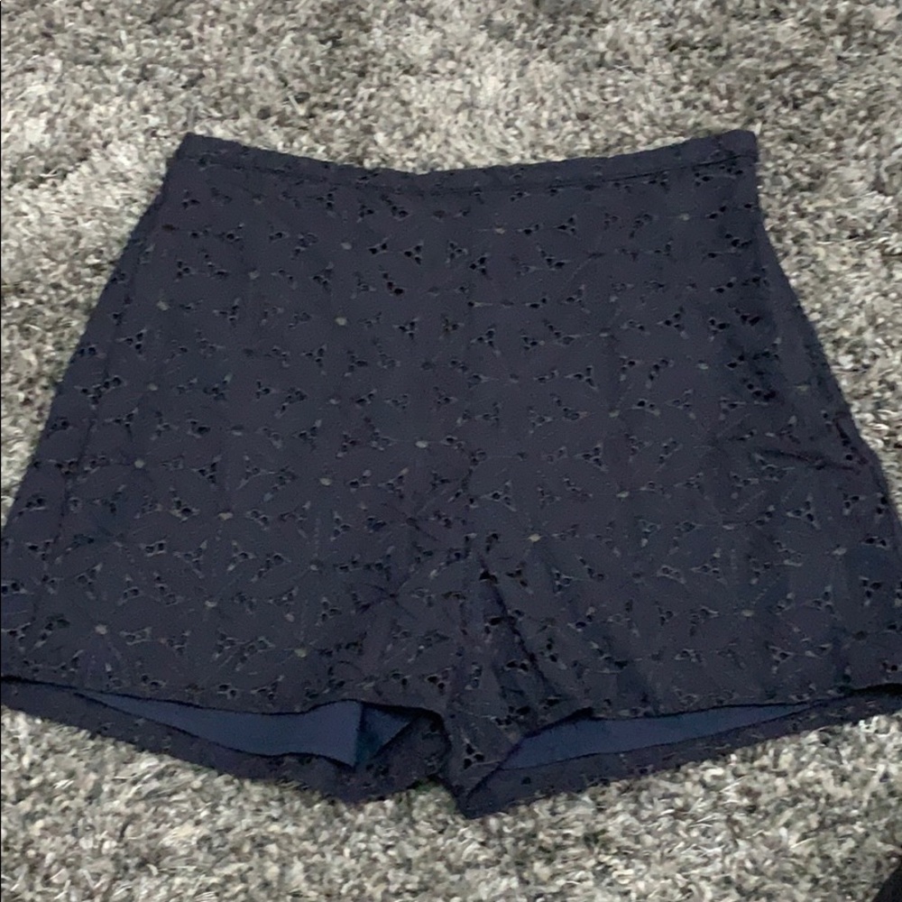 High Waisted Shorts - Size 6